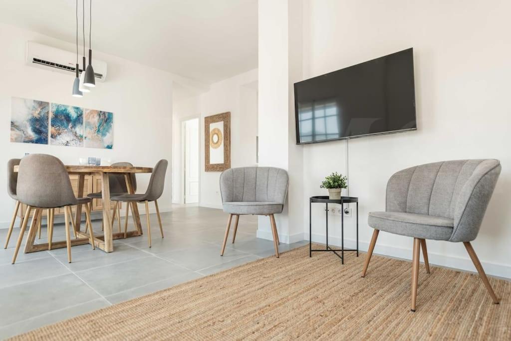 Sunlit & Fresh Apartment - Center By Rems Malaga Exterior photo